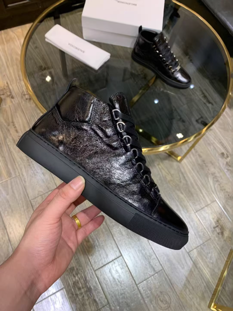 Balenciaga arena