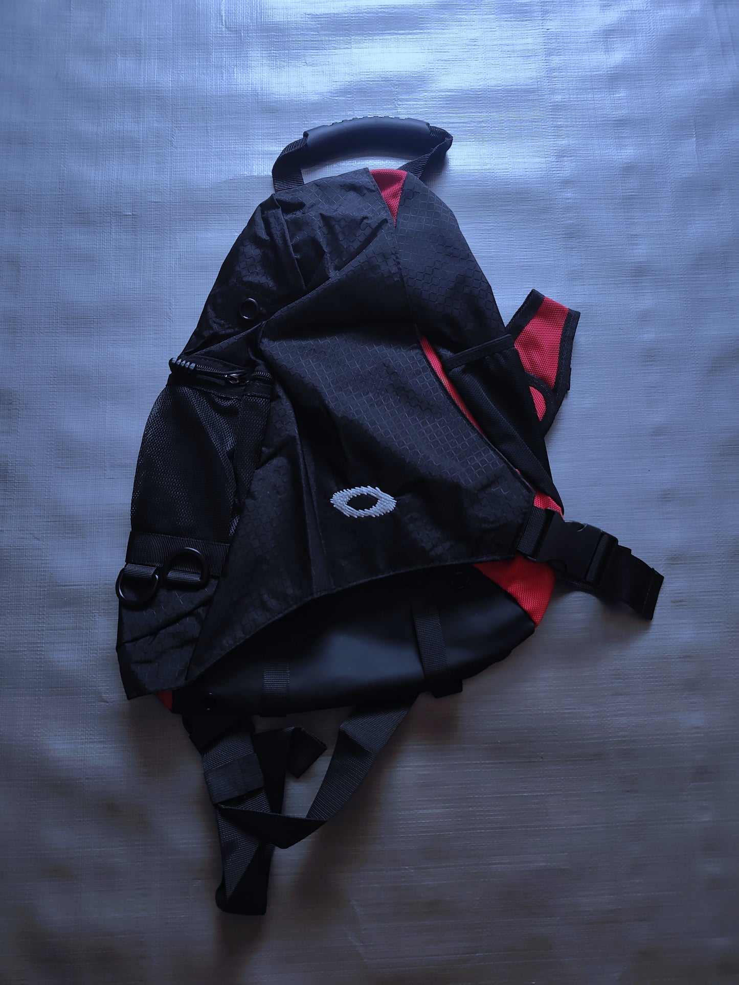 Oakley slingbags