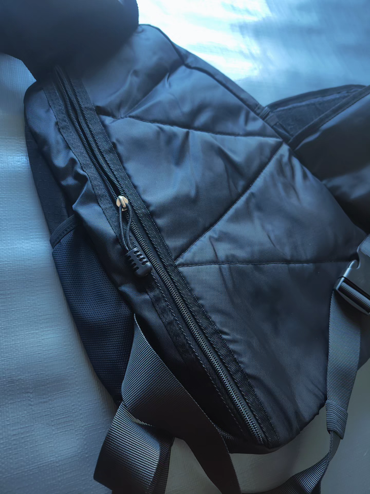 Oakley slingbags