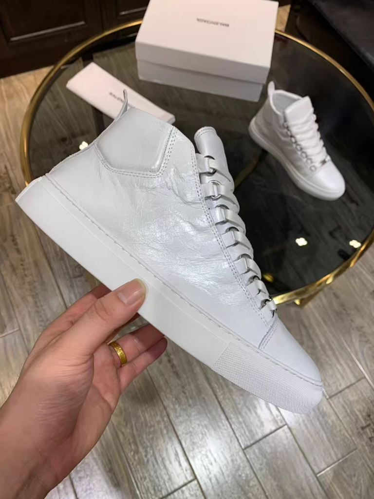 Balenciaga arena